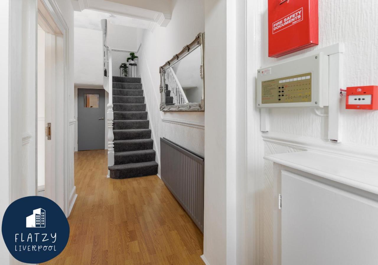 Flatzy - 6 Bed Oasis Close To Football Stadiums Liverpool Bagian luar foto