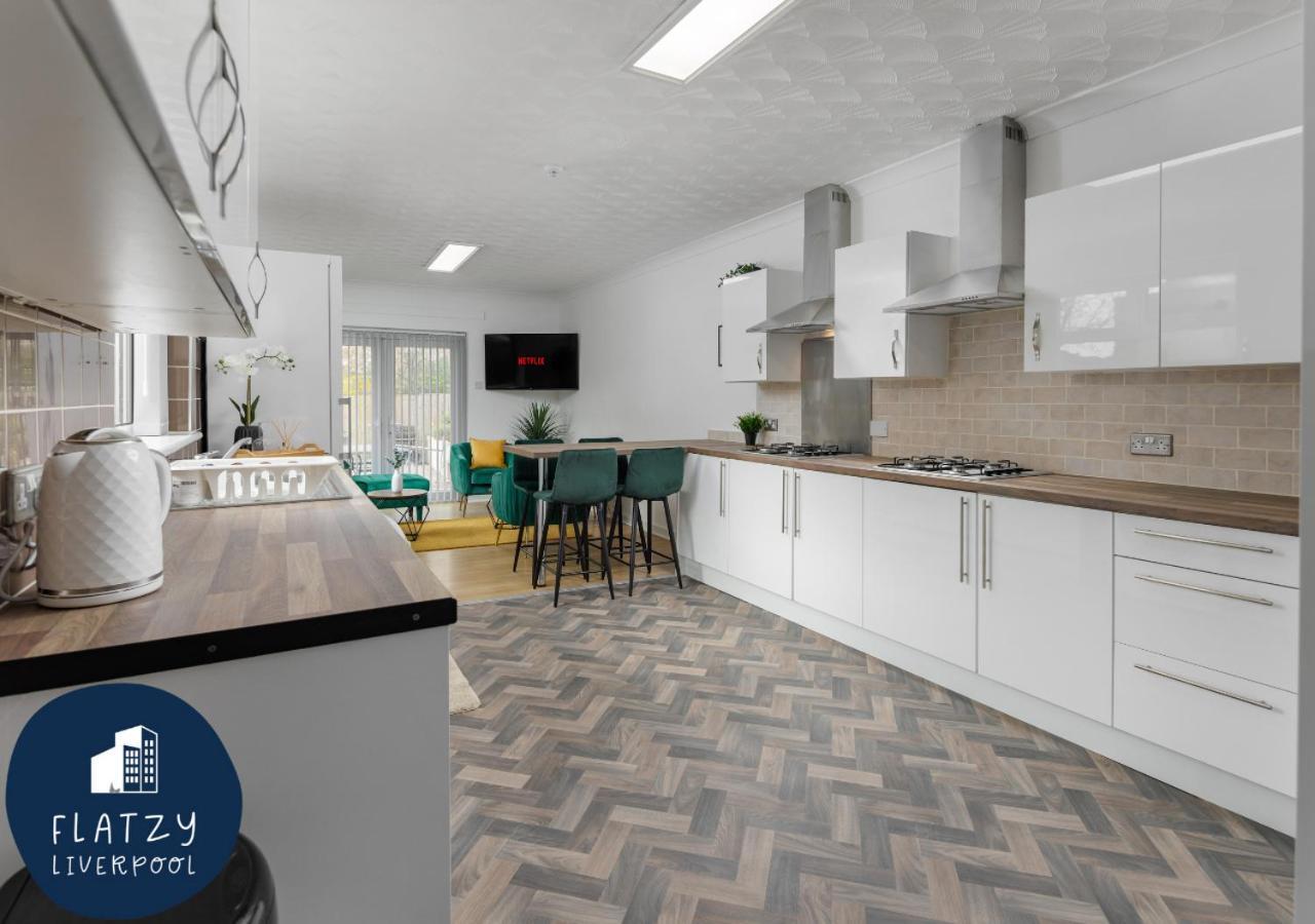 Flatzy - 6 Bed Oasis Close To Football Stadiums Liverpool Bagian luar foto