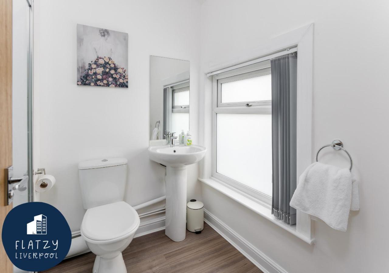 Flatzy - 6 Bed Oasis Close To Football Stadiums Liverpool Bagian luar foto