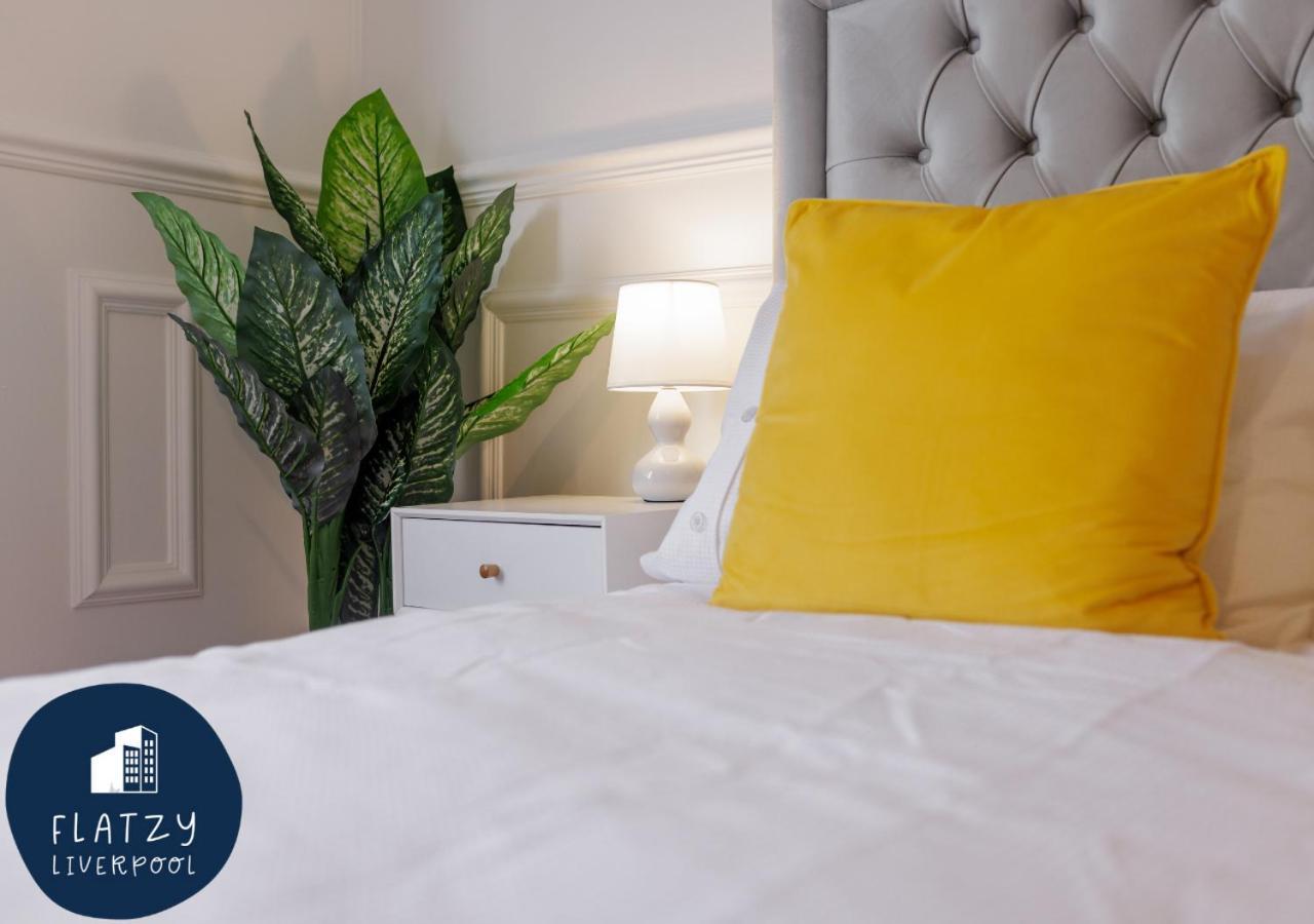 Flatzy - 6 Bed Oasis Close To Football Stadiums Liverpool Bagian luar foto